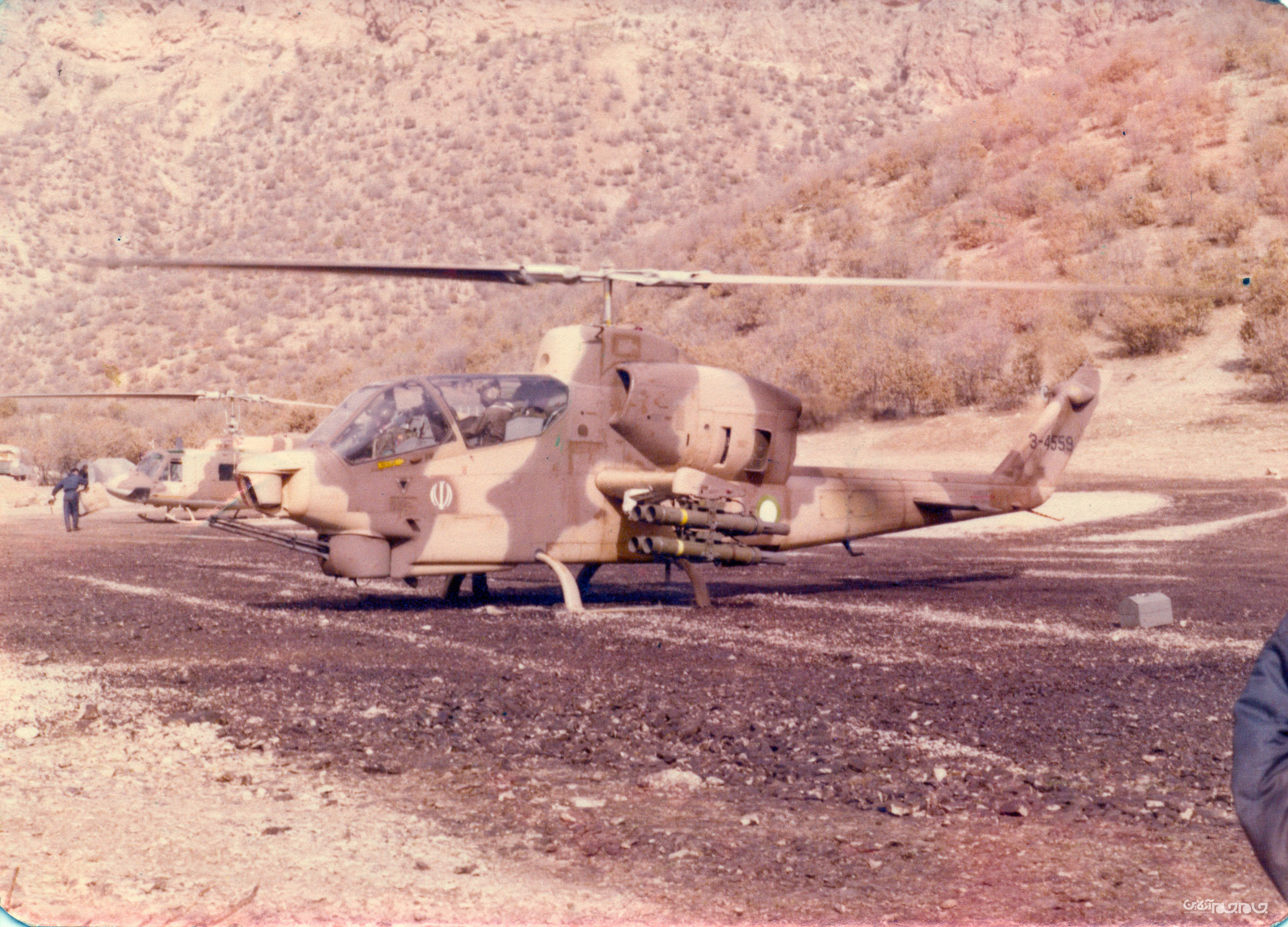 کبراهای ارتش دیگر در نبردهای هوا به زمین تنها نیستند/ نصب موفق «کورنت ایرانی» روی بالگرد مشهور نیروهای مسلح +عکس