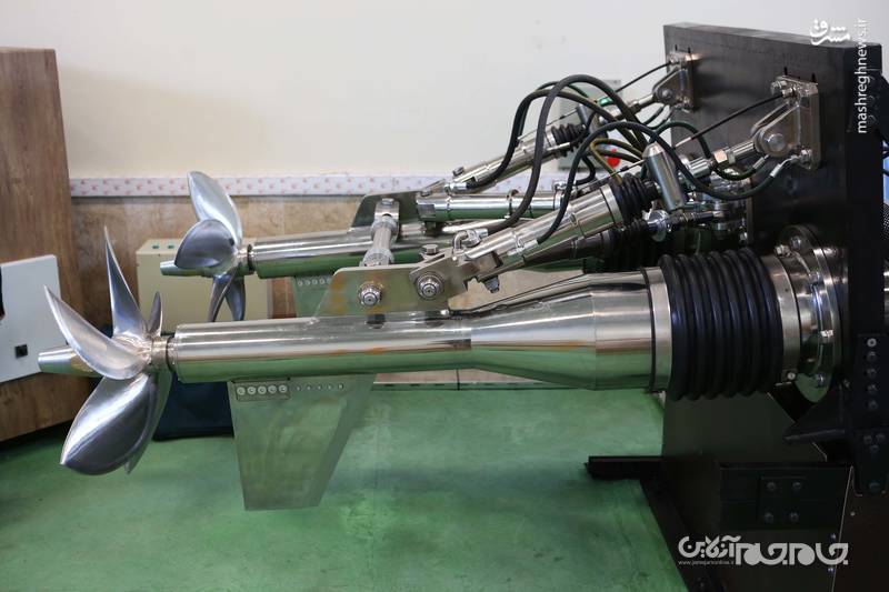 &laquo;دریفت&raquo; قایق&zwnj;های تندروی ایرانی راحت&zwnj;تر و سریع&zwnj;تر شد/ منتظر یگان&zwnj;های بدون سرنشین سپاه در خلیج فارس باشید +عکس