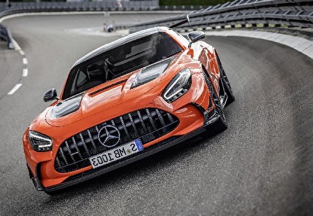 معرفی مرسدس بنز AMG GT Black (فیلم)