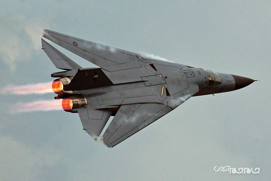 آشنایی با هواپیمای بمب افکن سوخو ۲۴+ عکس