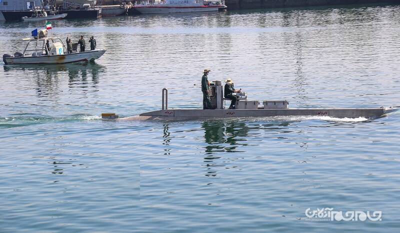 رونمایی رسمی سپاه از زیردریایی بدون سرنشین رزمی +عکس