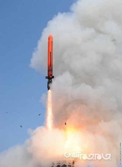 شلیک موشک کروز از زیردریایی اتمی فرانسه+عکس