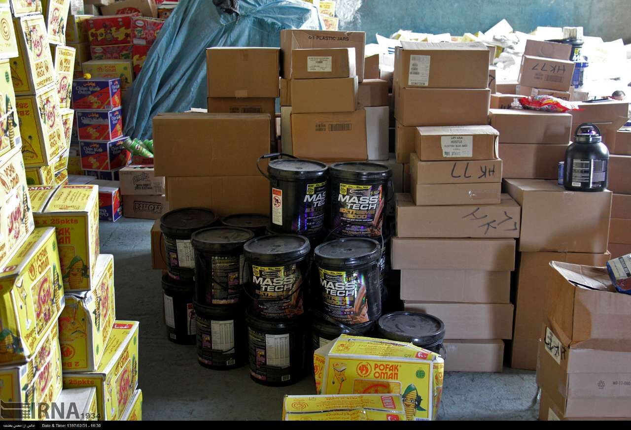 افزون بر ۲۳۶ میلیارد ریال کالای قاچاق در آبهای خلیجفارس کشف شد افزون بر ۲۳۶ میلیارد ریال کالای قاچاق در آبهای خلیجفارس کشف شد