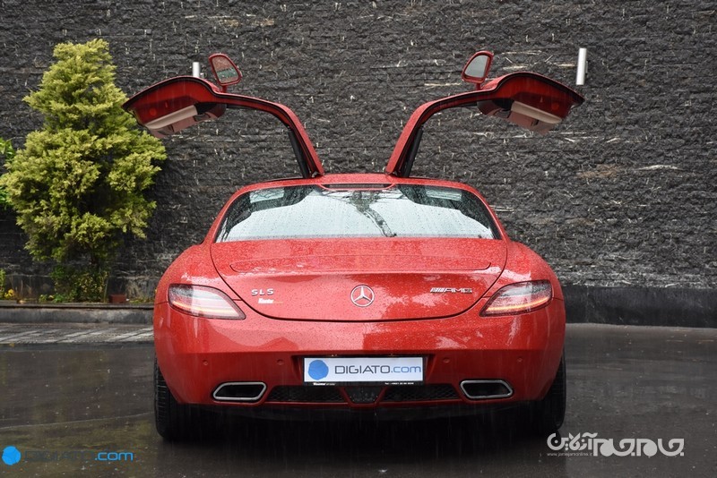 ققنوس در شهر؛ نگاهی به سرگذشت سوپرخودروهای مرسدس بنز و بررسی SLS AMG در تهران+عکس
