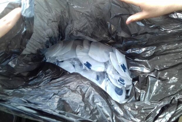 ۲۲ میلیون ماسک و دستکش در غرب تهران کشف شد ۲۲ میلیون ماسک و دستکش در غرب تهران کشف شد