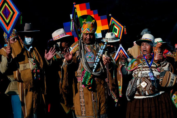 شاهزاده جنجالی / جو بایدن در آرامستان (تصاویر) 