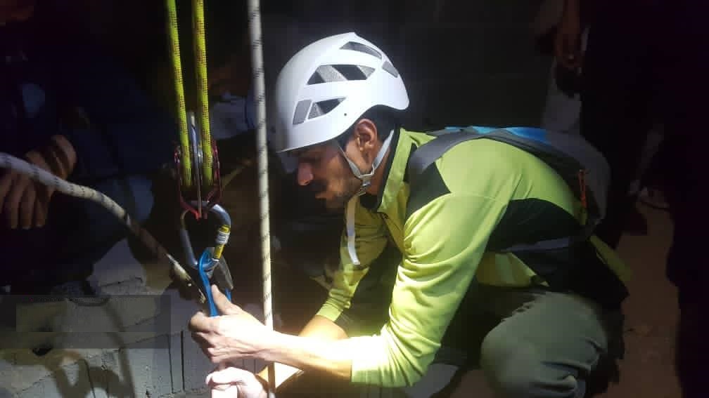 جان باختن یک مرد ۴۰ ساله نیشابوری به دلیل سقوط داخل چاه جان باختن یک مرد ۴۰ ساله نیشابوری به دلیل سقوط داخل چاه