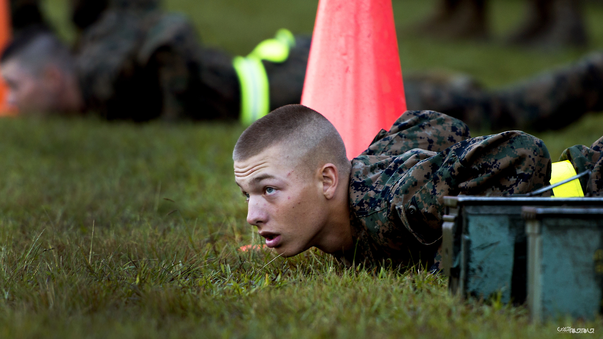آموزش سرباز از نوع آمریکایی؛ یک شبانه روز با تفنگداران ویژه دریایی در پادگان آموزشی؛ قسمت دوم+عکس