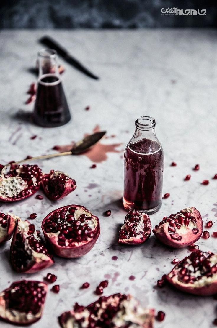 انار در کنار رب انار