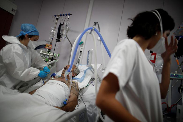 اینجا فاصله بین مرگ و زندگی است (تصاویر)