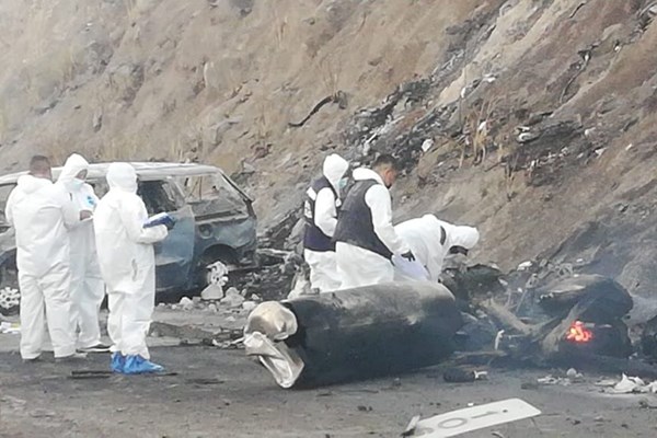 تصادف مرگبار تانکر در بزرگراه مکزیک با حداقل ۱۴ کشته تصادف مرگبار تانکر در بزرگراه مکزیک با حداقل ۱۴ کشته