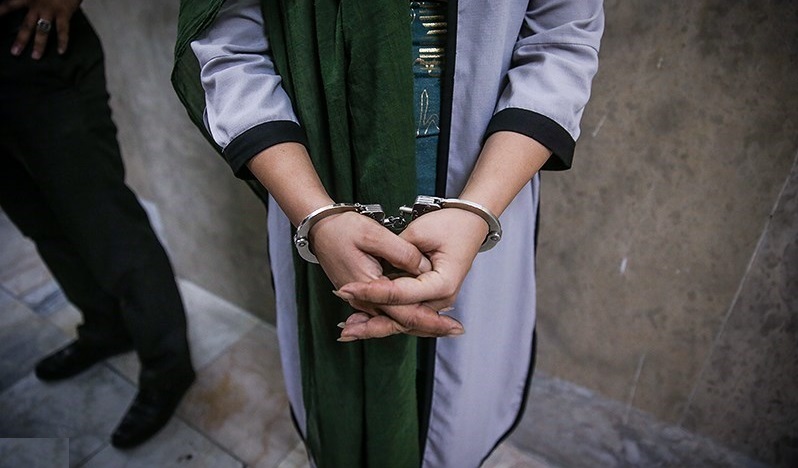  سرقت مسلحانه زن جوان از همسرش با همدستی یکی از بستگان مرد!