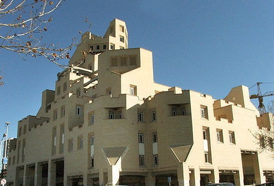 سقوط مرگبار مدیر آزادسازی و املاک شهرداری اصفهان از جهان نما سقوط مرگبار مدیر آزادسازی و املاک شهرداری اصفهان از جهان نما