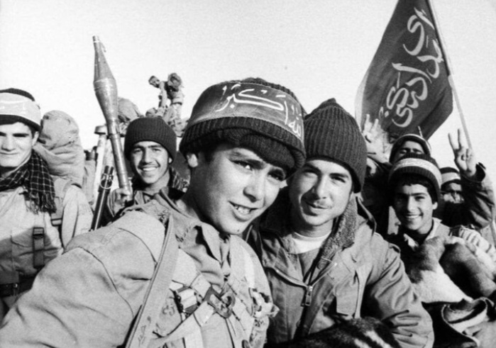 تاثیر سبک زندگی اسلامی بر تربیت جوانان دفاع مقدس تاثیر سبک زندگی اسلامی بر تربیت جوانان دفاع مقدس