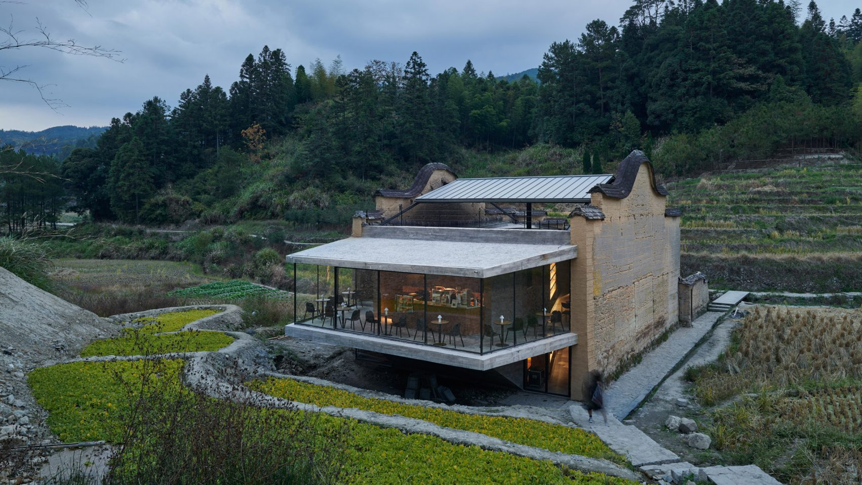 عجیب‌ترین کتابفروشی‌های دنیا (+عکس)