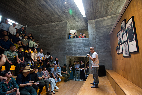 عجیب‌ترین کتابفروشی‌های دنیا (+عکس)