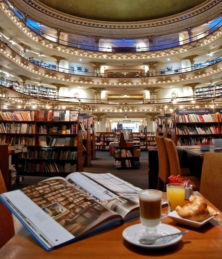 عجیب‌ترین کتابفروشی‌های دنیا (+عکس)