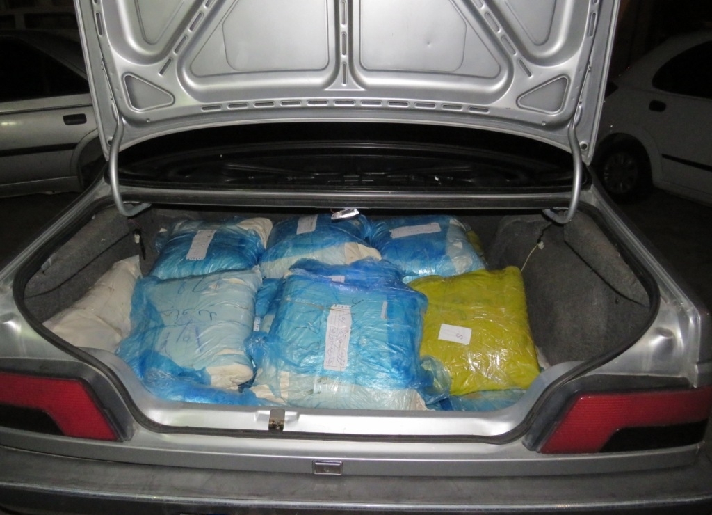 کشف ۱۰۰ کیلوگرم تریاک در فارس کشف ۱۰۰ کیلوگرم تریاک در فارس