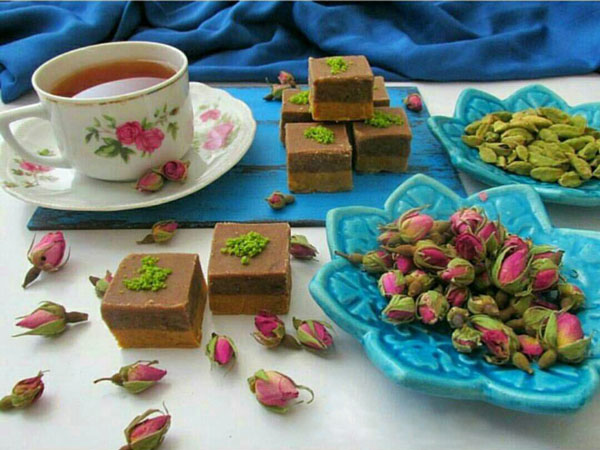 طرز تهیه آسان “شیرینی برشتوک” برای عصرانه