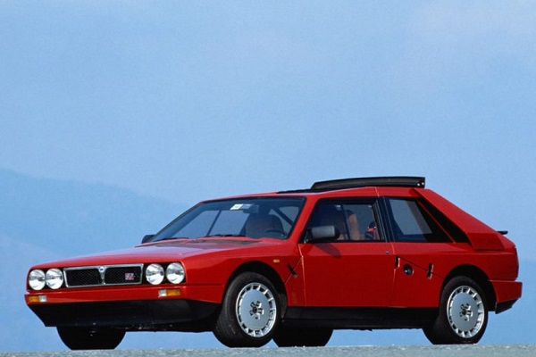 با بهترین هاچ بک های موتور وسط آشنا شوید