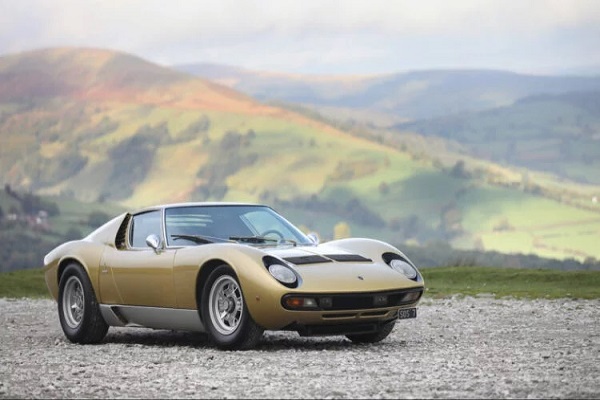 خودروهای قدیمی که میلیون دلاری به فروش رسیدند (+عکس) خودروهای قدیمی که میلیون دلاری به فروش رسیدند (+عکس)