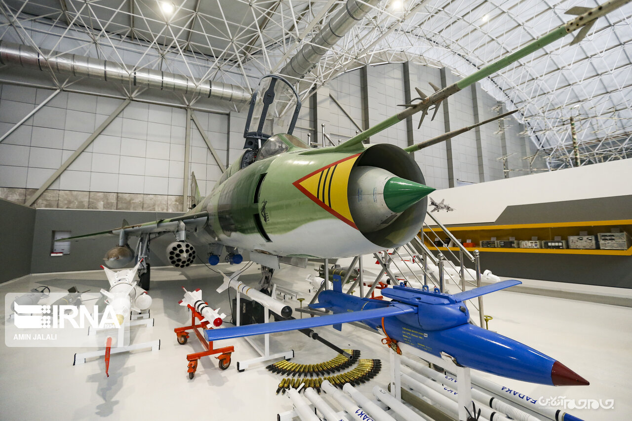 ۷ نوع سلاح‌ هدایت شونده هوا به زمین برای «سوخو ۲۲» سپاه/ رونمایی از بمب خاص «فیتر» با قابلیت هدایت دقیق تا هدف +عکس