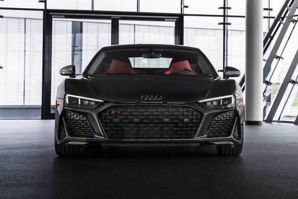 آئودی R8 RWD پانتر ادیشن ۲۰۲۱ به معرض نمایش درآمد