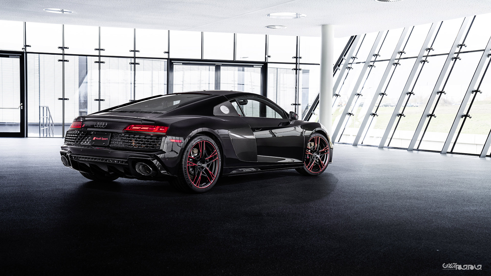 معرفی آئودی R8 پنتر با سیستم دیفرانسیل عقب+عکس