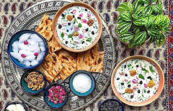 طرز تهیه آب دوغ خیار خنک و خوشمزه ، سریع و آسان طرز تهیه آب دوغ خیار خنک و خوشمزه ، سریع و آسان