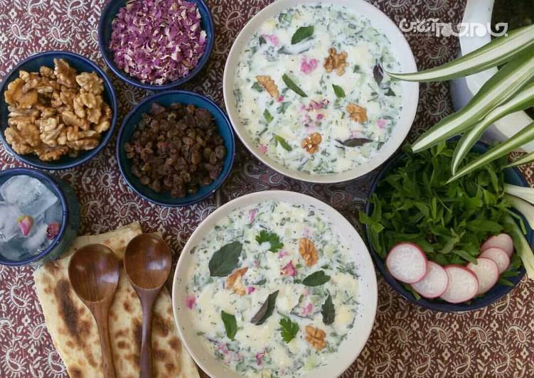 تهیه ۱۴ غذای آسان در کمتر از ۳۰ دقیقه آب دوغ خیار