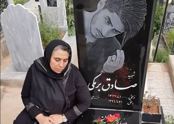 سرانجام قاتلان پسر جوانی که زنده سوزانده شد | کاش فیلم نگرفته بودید و نمی&zwnj;دیدم پسرم را چطور کشتید