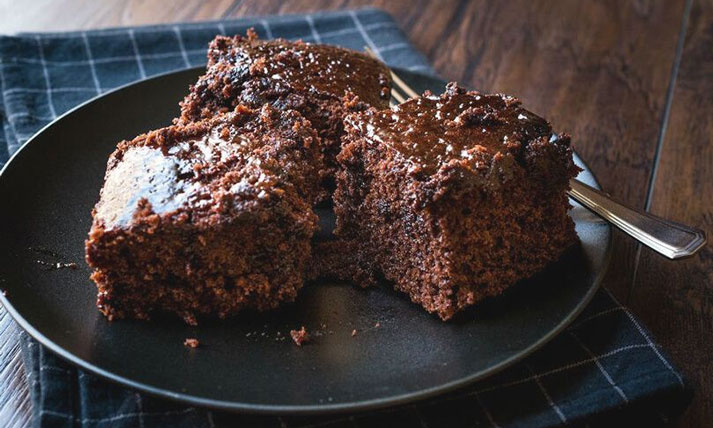 دستور پخت 4 نوع کیک خیس به روش های مختلف آسان خانگی