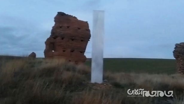 ستون فلزی مرموز این بار از کلمبیا و اسپانیا سردرآورد+عکس