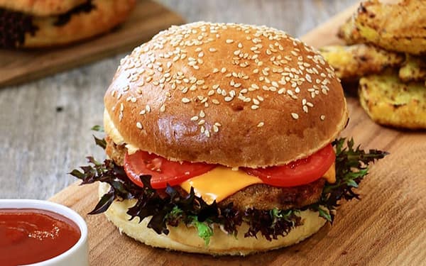 طرز تهیه برگر مرغ خانگی