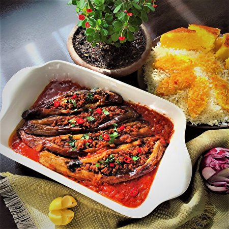 طرز تهیه بادمجان شکم پر مرحله به مرحله