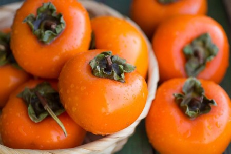 طرز تهیه ترشی خرمالو