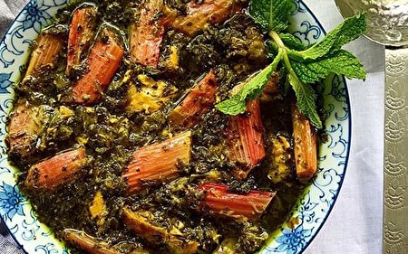 طرز تهیه خورش ریواس خوشمزه با طعم فوق العاده