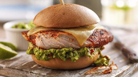 طرز تهیه برگر مرغ خانگی
