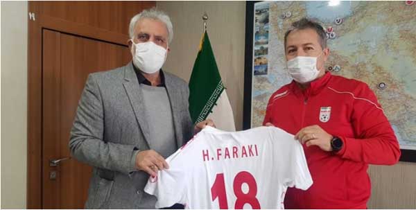 مربیان سابق و فعلی تیم ملی دیدار کردند (+عکس) مربیان سابق و فعلی تیم ملی دیدار کردند (+عکس)