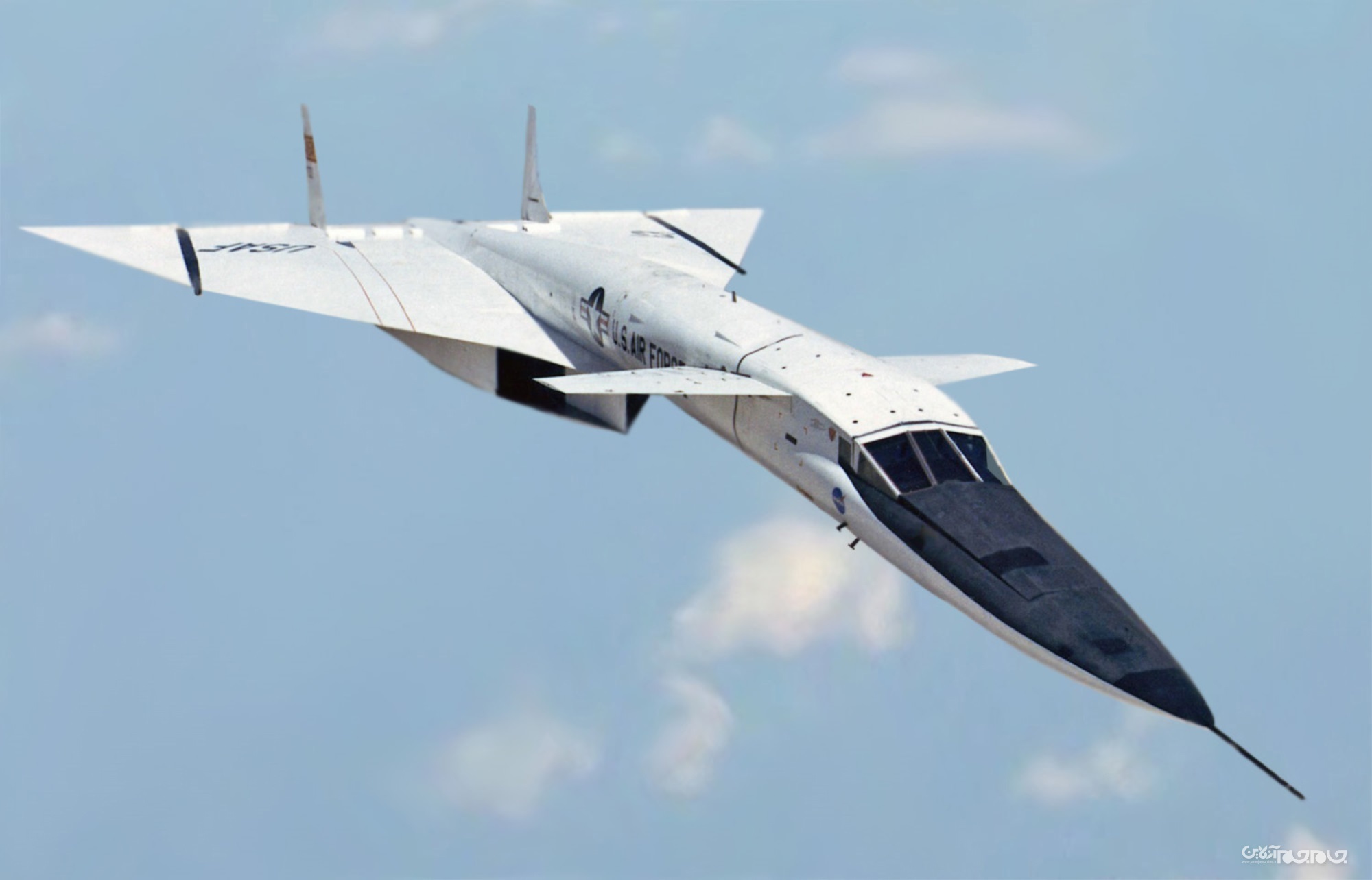 بررسی بمب افکن استراتژیک XB-70 والکیری+عکس