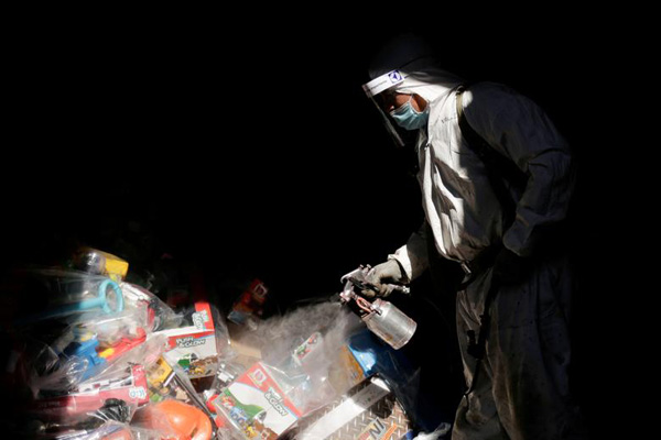 قتل برای رعایت نکردن محدودیت های کرونایی! / مسابقه «بز کشی» (تصاویر) قتل برای رعایت نکردن محدودیت های کرونایی! / مسابقه «بز کشی» (تصاویر)