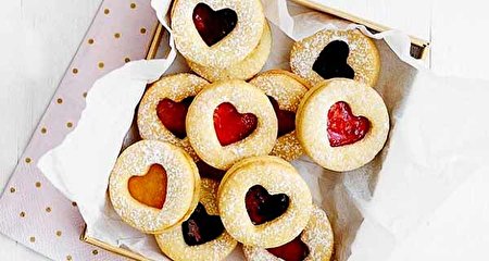 طرز تهیه شیرینی مربایی