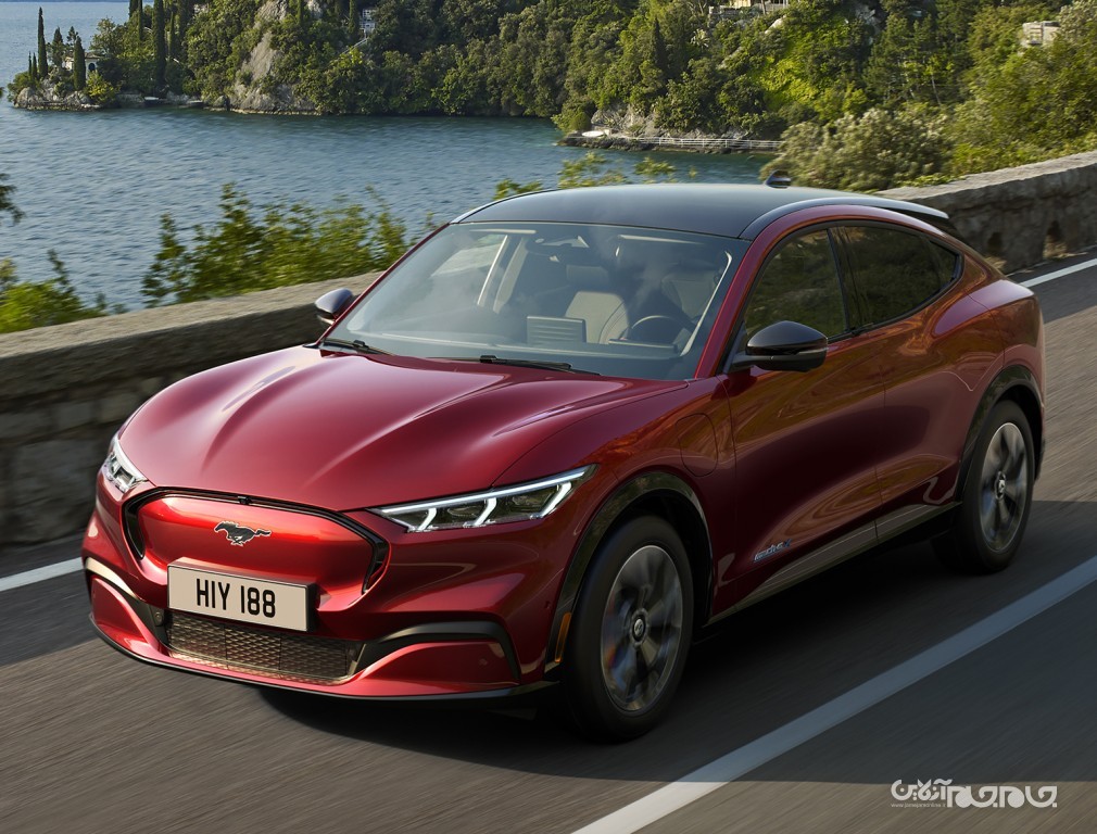 مقایسه ای مختصر بین خودروهای موستانگ الکتریکی Mach-E فورد و Model Y تسلا+عکس