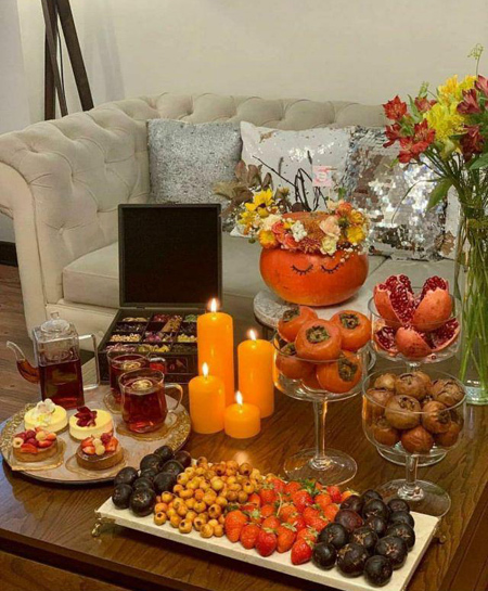تزیین سفره شب یلدا 99 تزیین سفره شب یلدا 99