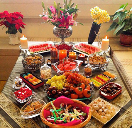 تزیین سفره شب یلدا 99 تزیین سفره شب یلدا 99