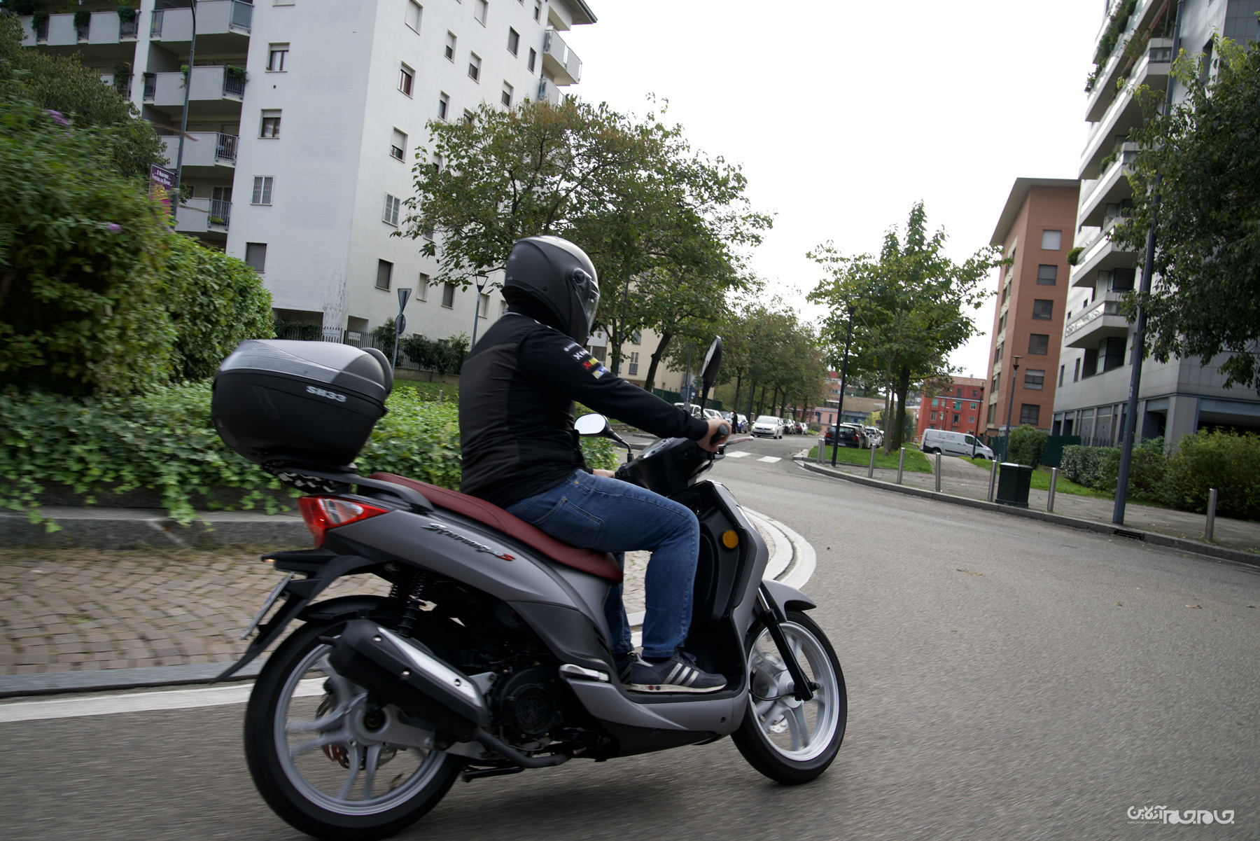 بررسی مشخصات موتورسیکلت اسکوتر دینو ویند 200+عکس