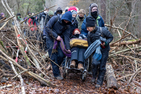 حال و روز مردم قبل از اعمال قرنطینه / کنسرت بدون تماشاگر (تصاویر)