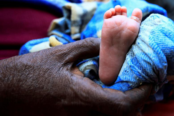 سرگردانی آوارگان گرسنه (تصاویر) سرگردانی آوارگان گرسنه (تصاویر)