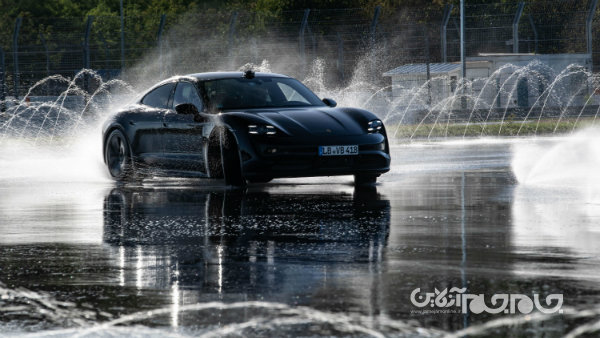 پورشه تایکان رکورد بیشترین دریفت مداوم برای خودروهای برقی را ثبت کرد