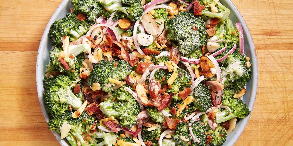 طرز تهیه سالاد کلم بروکلی و کشمش